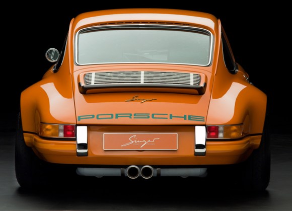 Singer_911_rear