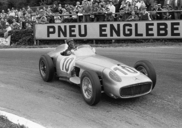 Mercedes-Benz-W-196-R-juan-manuel-fangio