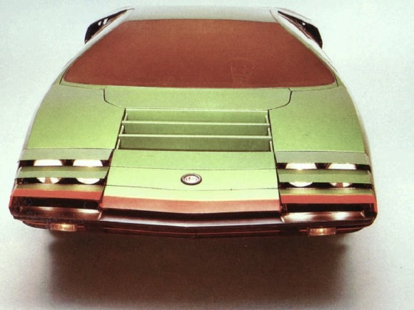 1968_Bertone_Alfa-Romeo_Carabo_14