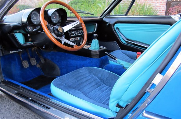 alfa_romeo_montreal_interior