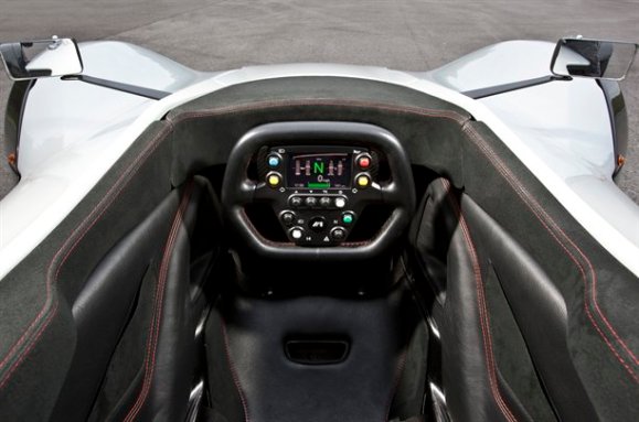 Charlie MageeBAC Mono